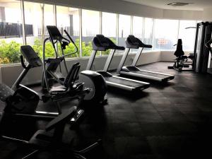 Fitness centrum a/nebo fitness zařízení v ubytování Excellent Location Premium Studio at Palo 101 Ipoh