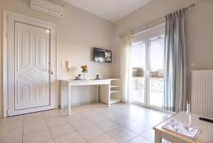 Μια τηλεόραση ή/και κέντρο ψυχαγωγίας στο Like Home