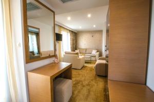 Khu vực ghế ngồi tại Hotel Andon Angelov