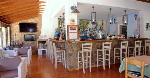 Ο χώρος του lounge ή του μπαρ στο Katia Beach Hotel