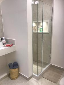 Ένα μπάνιο στο DeROSE Ipanema - quarto no coração de Ipanema