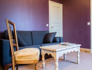 Posezení v ubytování Gites Chateau Comblanchien