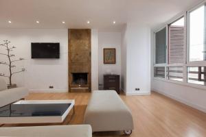 Apartment 5* Puerta de Almeria, Almería, Spain - Booking.com
