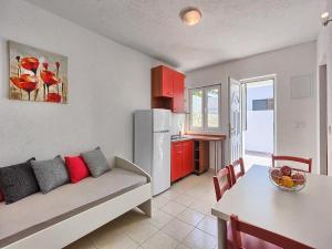 Fotografie z fotogalerie ubytování Apartment in Seget Donji 7361 v Trogiru