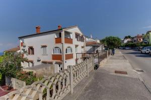 Fotografie z fotogalerie ubytování Apartments in Mali Losinj 15006 v destinaci Mali Lošinj