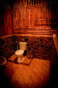 A bathroom at Pondok Salacca#bamboohouse#