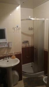 Et badeværelse på Пастера + 6 billeder