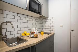 Kuchyňa alebo kuchynka v ubytovaní Poeta Llombart Apartment