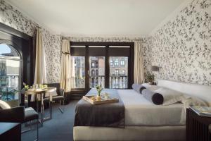 Ercilla Embarcadero Hotel的休息区