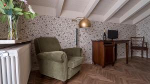 TV a/nebo společenská místnost v ubytování Villa Cornarea