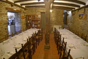 Fotografie z fotogalerie ubytování Albergue Restaurante de Artieda v destinaci Artieda