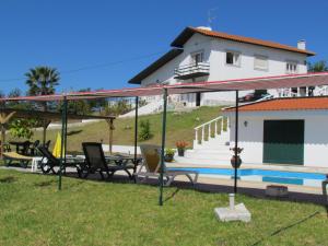 Quinta Do Forno tesisinde veya buraya yakın yüzme havuzu