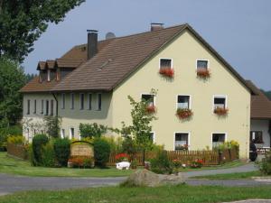 Budova, kde se apartmán nachází + 9 fotografií