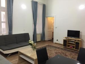 TV a/nebo společenská místnost v ubytování Hotel Stadtpark