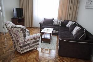 صورة لـ City Center Belgrade Queen Apartment Skadarlija في بلغراد