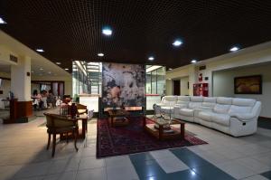 Area soggiorno di Tur Hotel Santiago