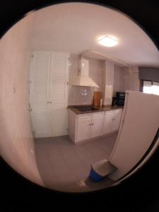 Kuchyňa alebo kuchynka v ubytovaní Fantástico Apartamento 1ª Línea de Playa