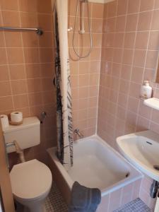 Galeriebild der Unterkunft Pension Yak und Yeti in Bad Honnef am Rhein + 4 Fotos