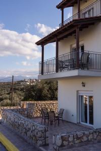 Μπαλκόνι ή βεράντα στο Like Home