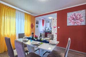 Foto de la galería de Apartman Modry en Pula