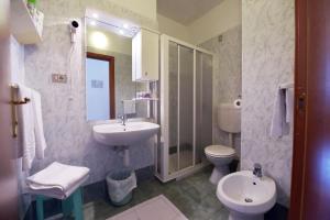 Ένα μπάνιο στο Hotel Angelini