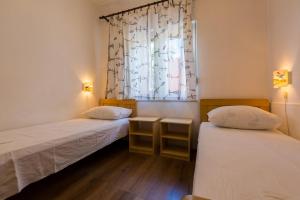 Fotografia z galérie ubytovania Two-Bedroom Apartment Crikvenica 25 v destinácii Crikvenica