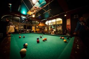 Biliár nebo kulečník v ubytování Hakuba Cortina Lodge