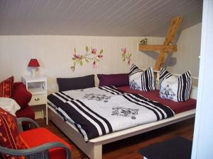 Säng eller sängar i ett rum på One-Bedroom Apartment in Putbus II