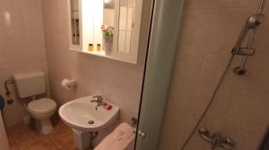 Galeriebild der Unterkunft Apartment in Malinska/Insel Krk 12989 in Porat