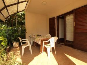 Zdjęcie z galerii obiektu Apartment Valbandon, Istria 5 w mieście Valbandon