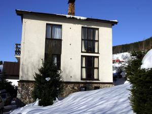 Fotografie z fotogalerie ubytování Holiday home in Pec pod Snezkou 2156 v destinaci Velká Úpa