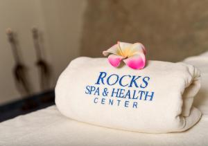 Фотография из галереи Rocks Hotel & Casino в Кирении