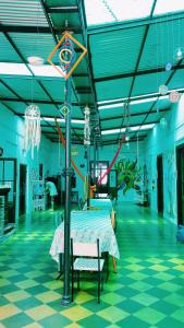 TV a/nebo společenská místnost v ubytování Hostel La Fortaleza