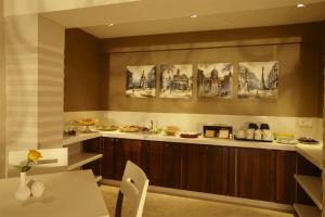 Fotografie z fotogalerie ubytování Hotel Bawa Continental v Bombaji