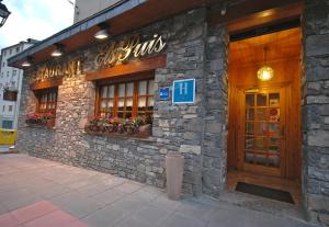 Το κτήριο όπου στεγάζεται  το ξενοδοχείο