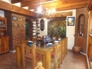 Gallery image of Casa Paanoramica in Valle de Bravo