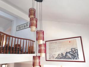Fotografie z fotogalerie ubytování Taining Happy Stone Duplex Apartment v destinaci Taining