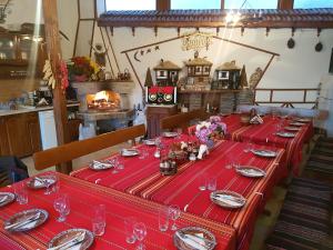 瑟尔尼察Къщи за гости БАШЕВИ的相册照片