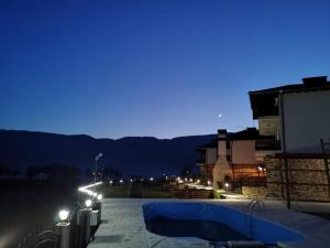 瑟尔尼察Къщи за гости БАШЕВИ的相册照片