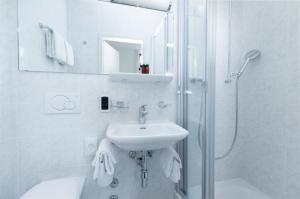 Hotel Zurigo Downtown的一间浴室
