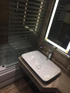 Vannituba majutusasutuses Royal Maadi Hotel