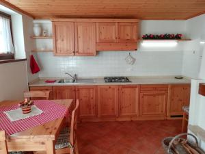 Küche/Küchenzeile in der Unterkunft Albergo Riglarhaus