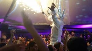 a crowd of people with their hands up in a concert at ITALY-HOUSE Piviere 5 Termoli Molise in Termoli +49 photos
