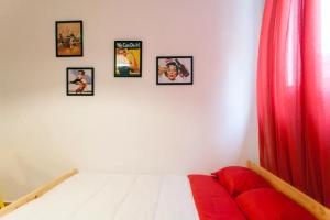 Postel nebo postele na pokoji v ubytování Studio for Couples near Downtown