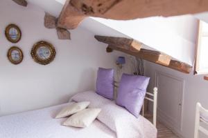 Postel nebo postele na pokoji v ubytování Apartments Authentic Baska