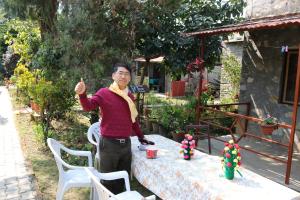 Un jardín fuera de Gurkha Lodge