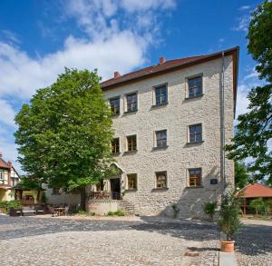 Budova, kde se hotel nachází