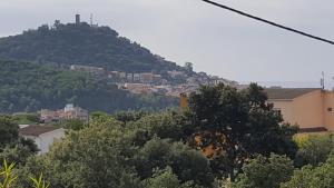 Fotografia z galérie ubytovania Casita con piscina y barbacoa privada v destinácii Blanes