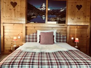 Postel nebo postele na pokoji v ubytování Hotel TraumRaum - "SELF CHECK IN"