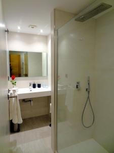 A bathroom at Les Cotolles Centro